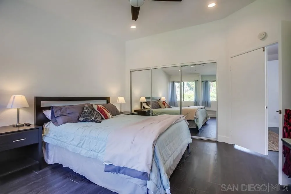Photo #16: 260001973 Listing: Photo #16
