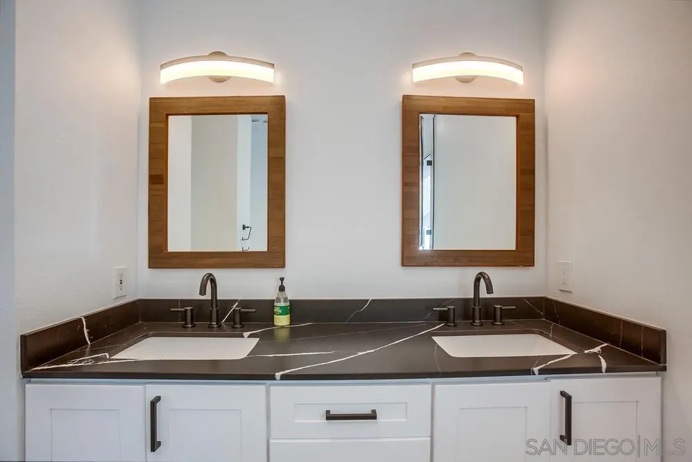 Photo #19: 260001973 Listing: Photo #19