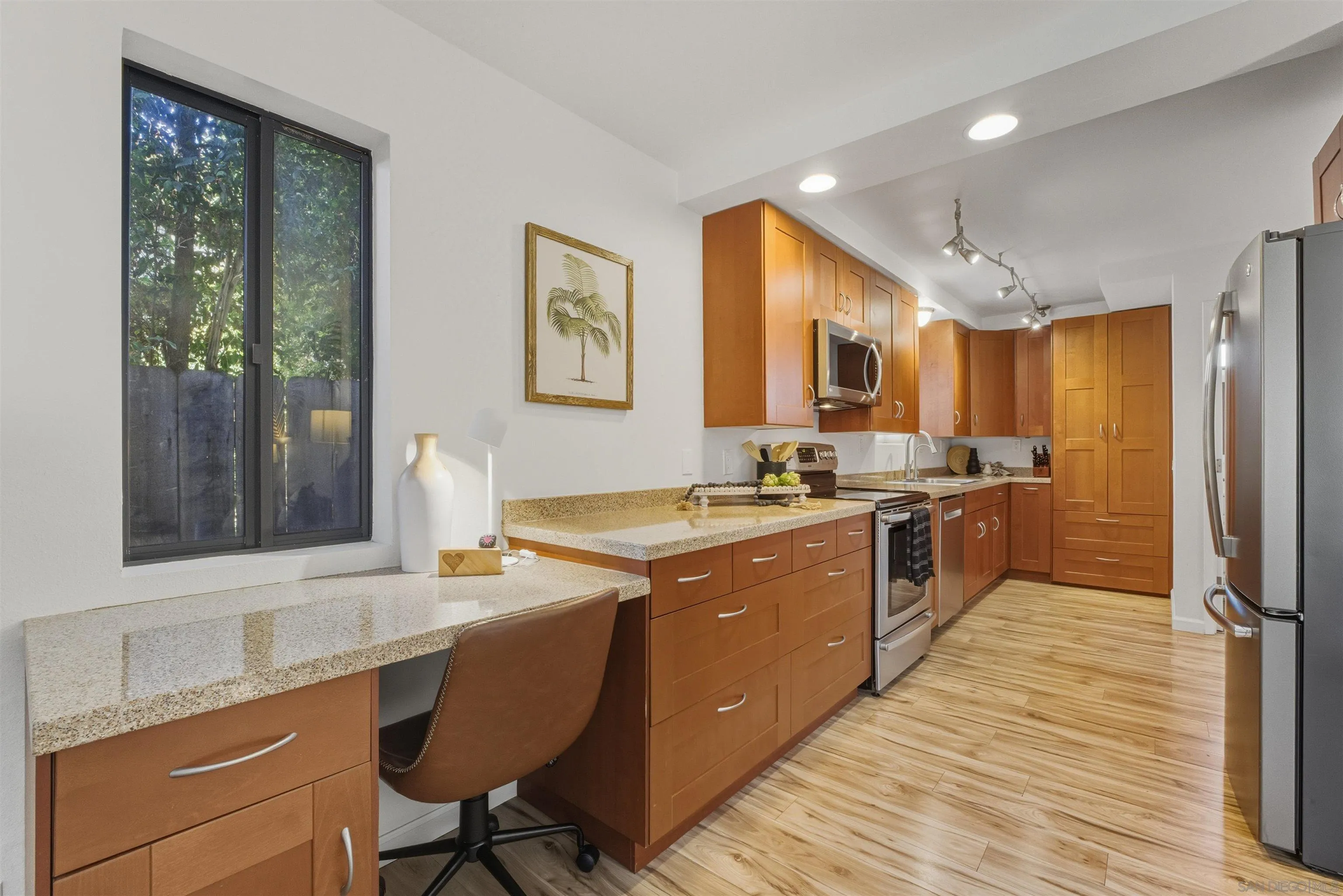 https://cdn.realtyfeed.com/cdn/127/260001980/4f04eadb64727a1ce1e3cc2d2ddfd881.webp