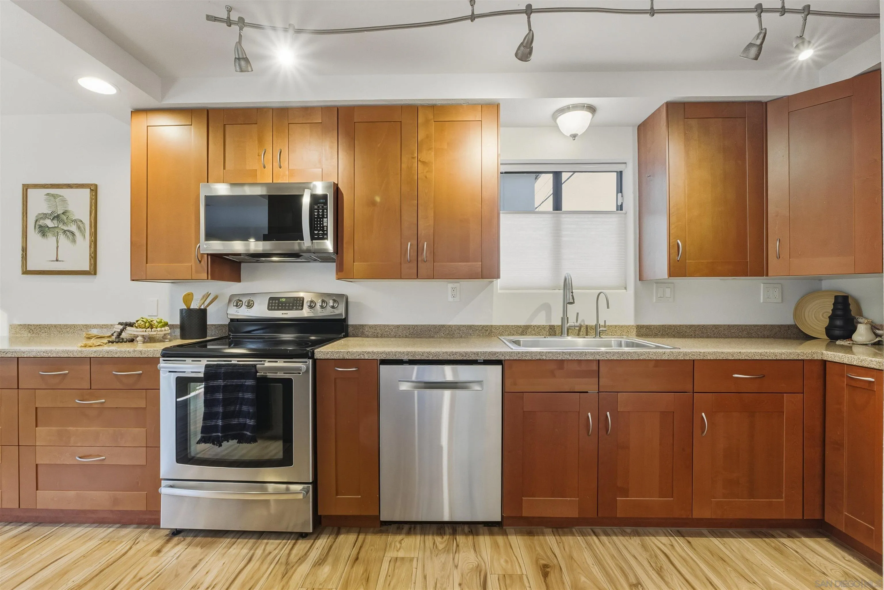 https://cdn.realtyfeed.com/cdn/127/260001980/93e1cab2a148d15c955f317f4c08b46d.webp