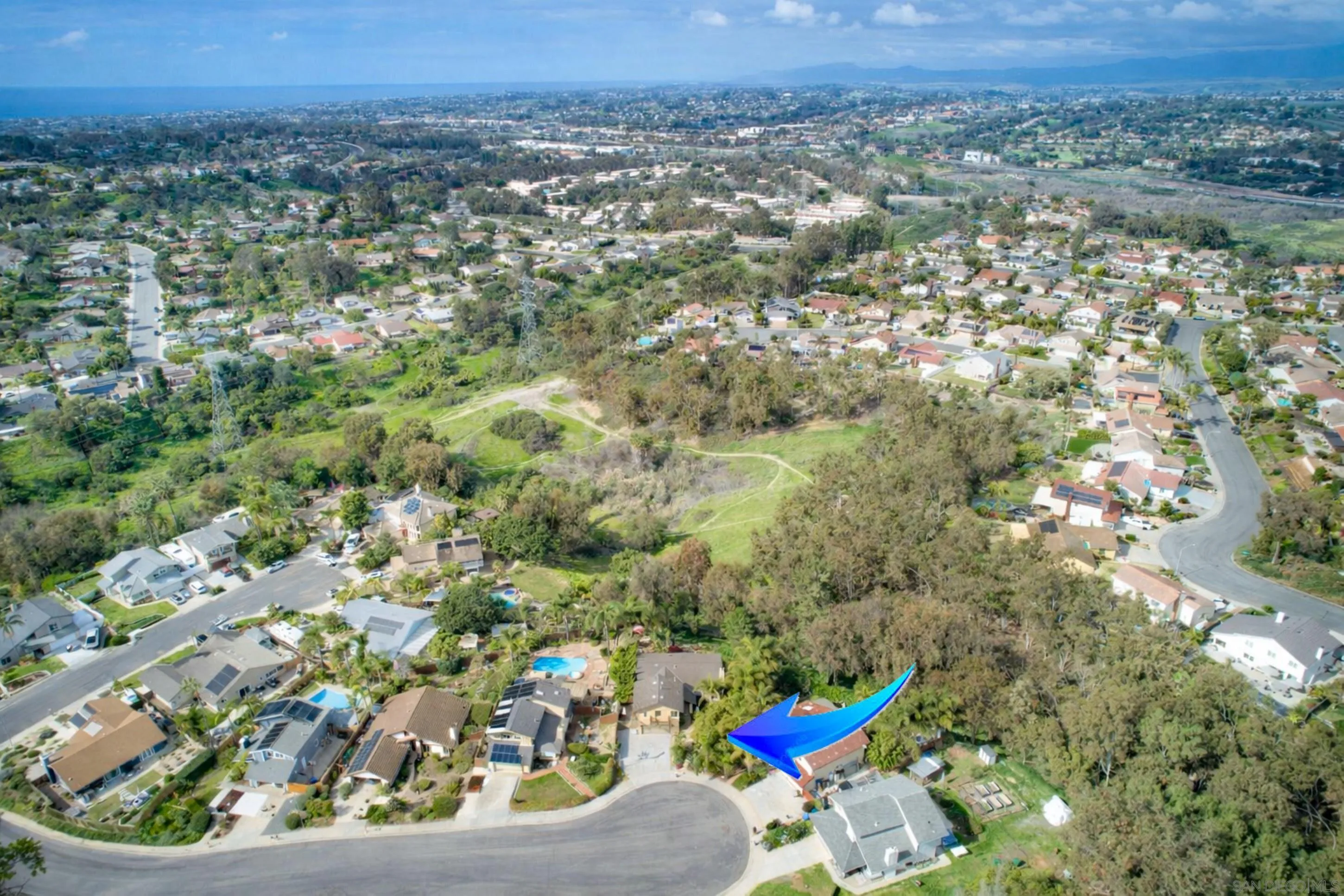https://cdn.realtyfeed.com/cdn/127/260001983/21e8479e42c83e760f5b69e6a102b228.webp