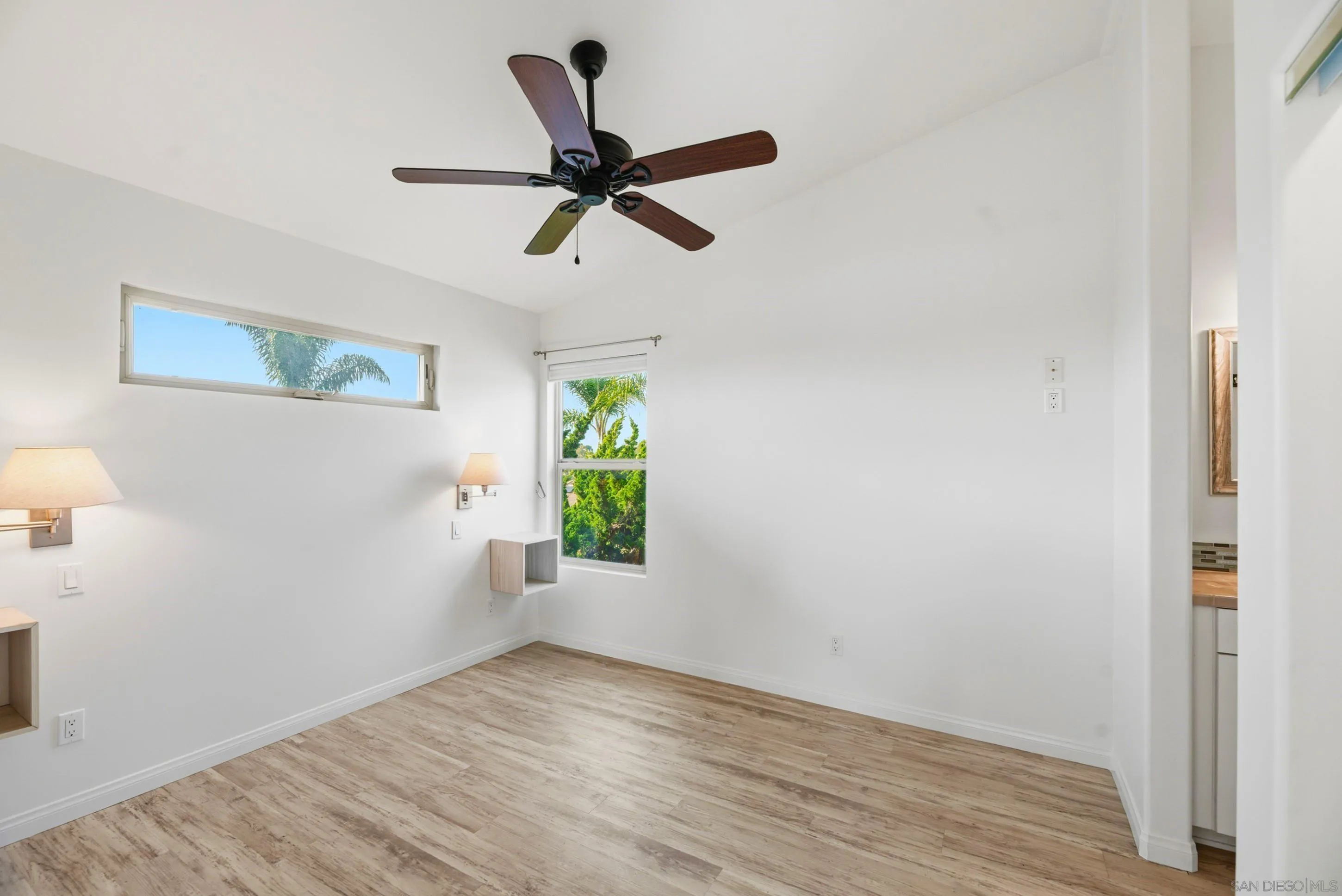 https://cdn.realtyfeed.com/cdn/127/260001983/32c7ec704d3a5f7a927a378061d34eb0.webp