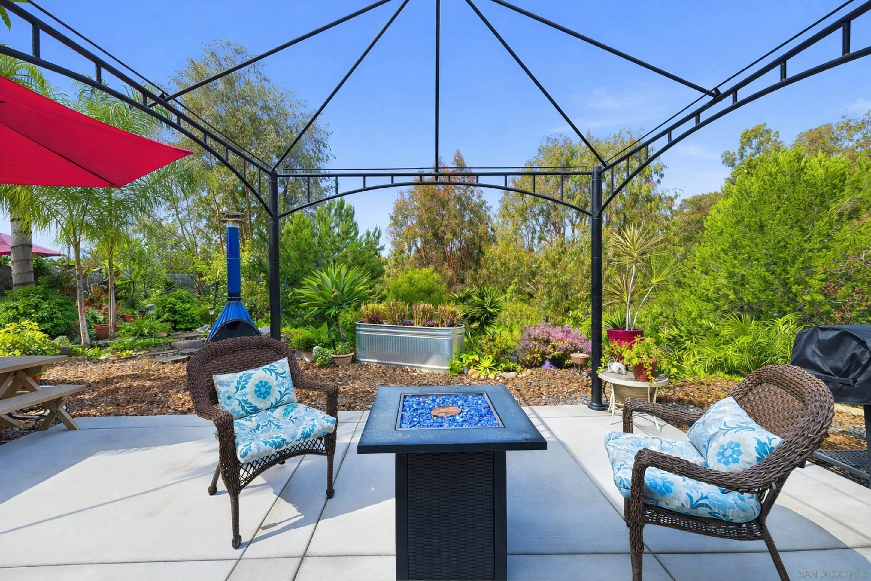 https://cdn.realtyfeed.com/cdn/127/260001983/ad389d8ee34f0161bc9901d4408b26c6.webp