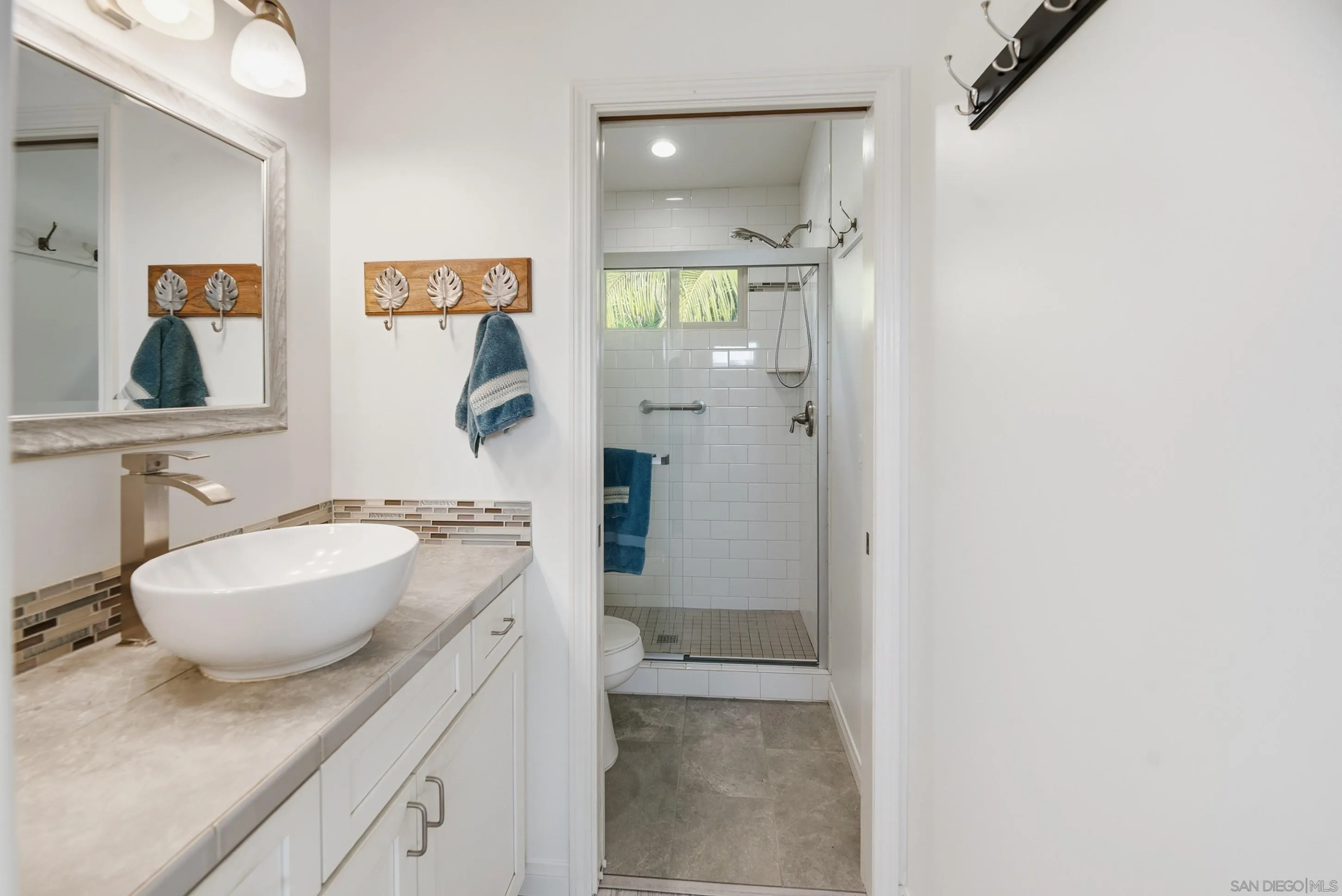 https://cdn.realtyfeed.com/cdn/127/260001983/f5729598f805557e88eb8347e737bc93.webp