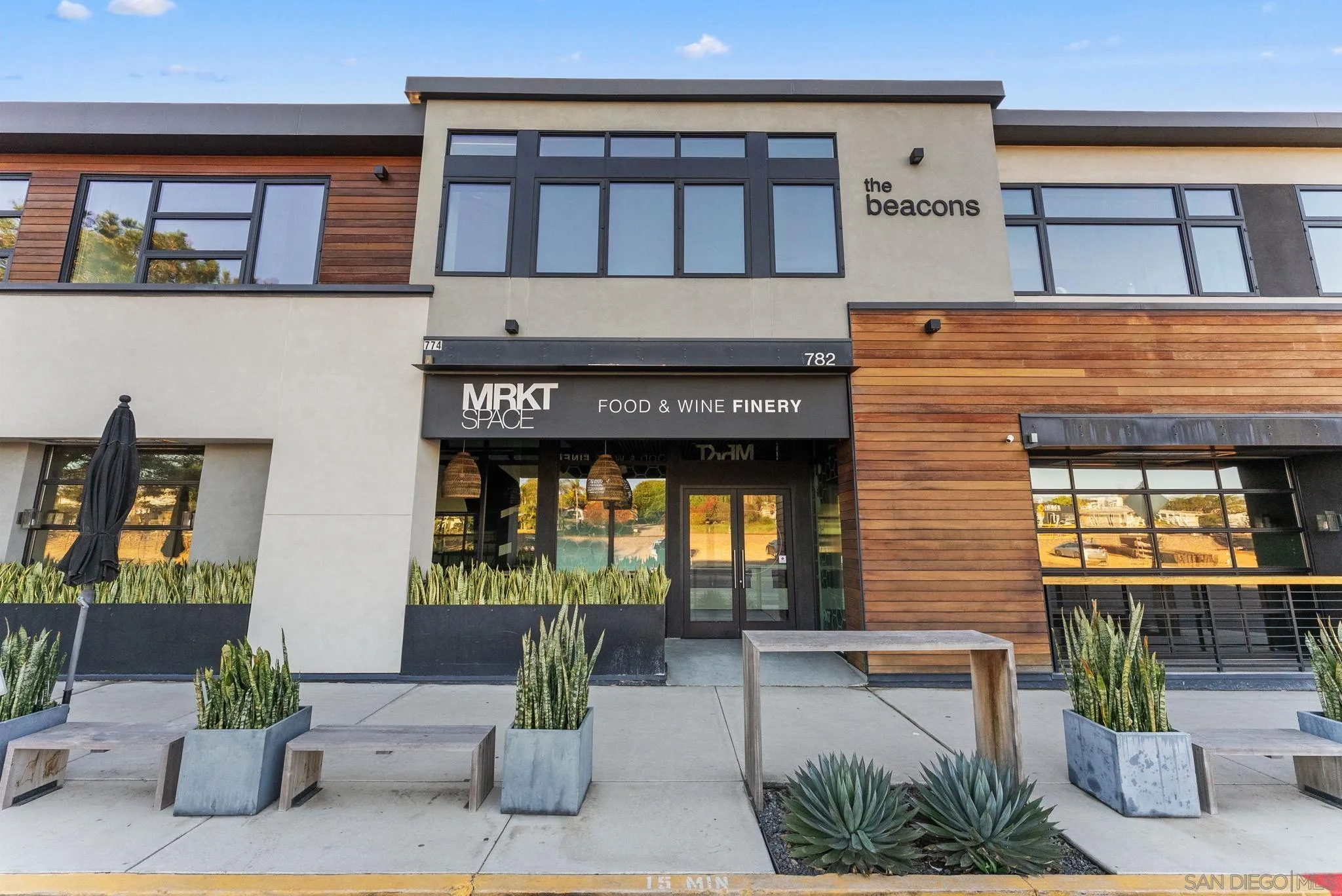 https://cdn.realtyfeed.com/cdn/127/260001984/1eb03ba630ed9627e8321848845a4b1e.webp