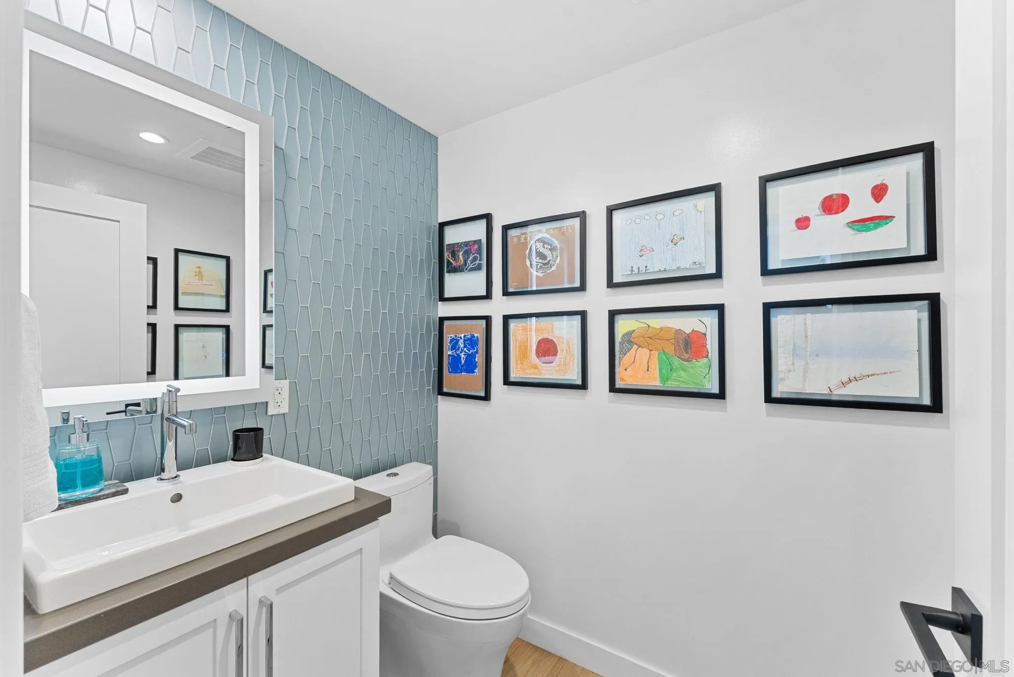 https://cdn.realtyfeed.com/cdn/127/260001984/3a4a35330b713e5dc1d219dd3811d104.webp