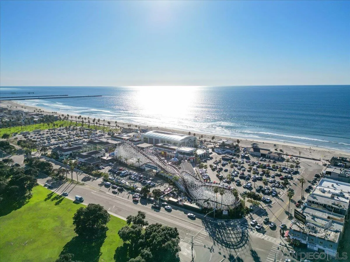 750 Island Court, San Diego, CA, 92109