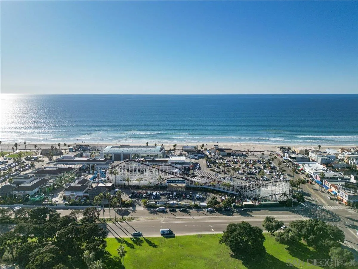 750 Island Court, San Diego, CA, 92109