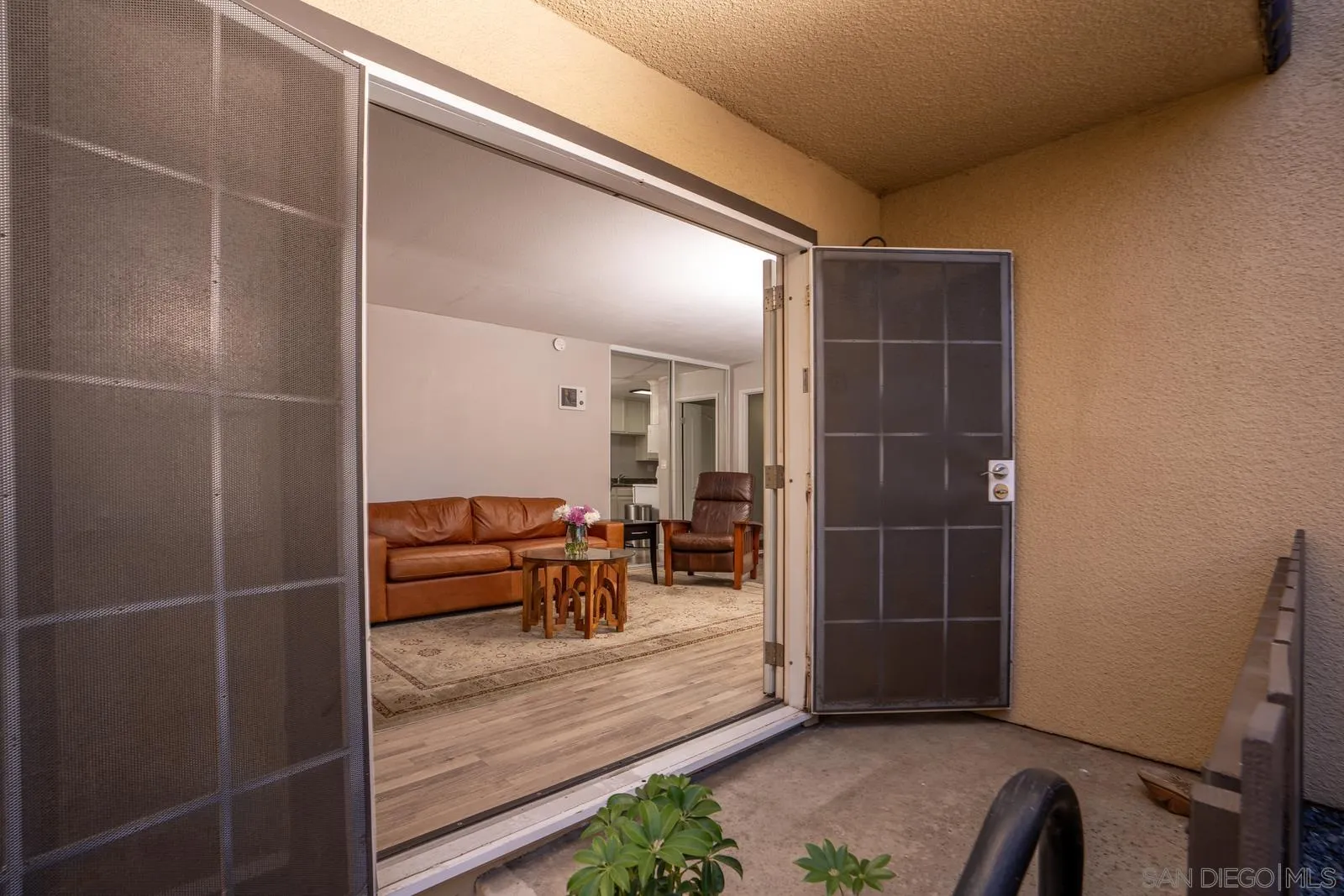 Photo #10: 260001988 Listing: Photo #10