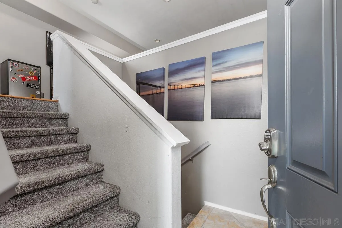 https://cdn.realtyfeed.com/cdn/127/260001989/10414e9b6f122c572ce7ce49a34cfc77.webp
