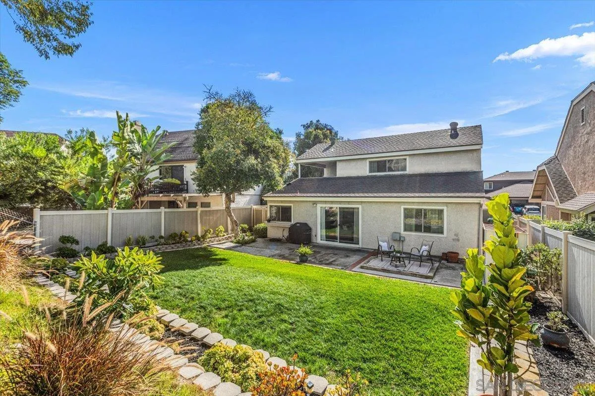 https://cdn.realtyfeed.com/cdn/127/260001993/c1113a7f60636c62bbb7f9ddf1c7a593.webp