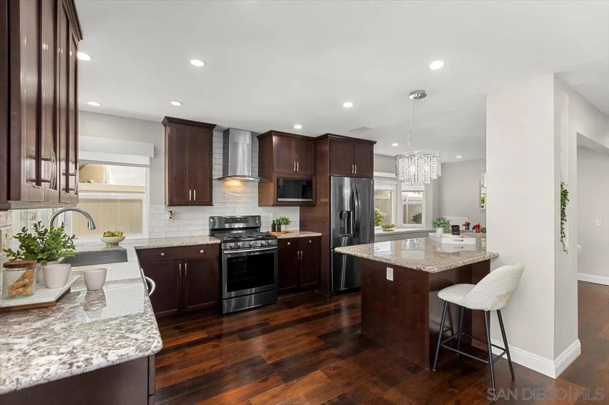 https://cdn.realtyfeed.com/cdn/127/260001993/c21b9ea49c953b33e260e04e7f9e80af.webp