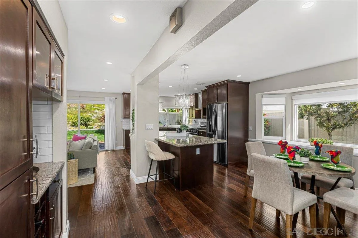 https://cdn.realtyfeed.com/cdn/127/260001993/c36f40344860611d90a95646897b618d.webp