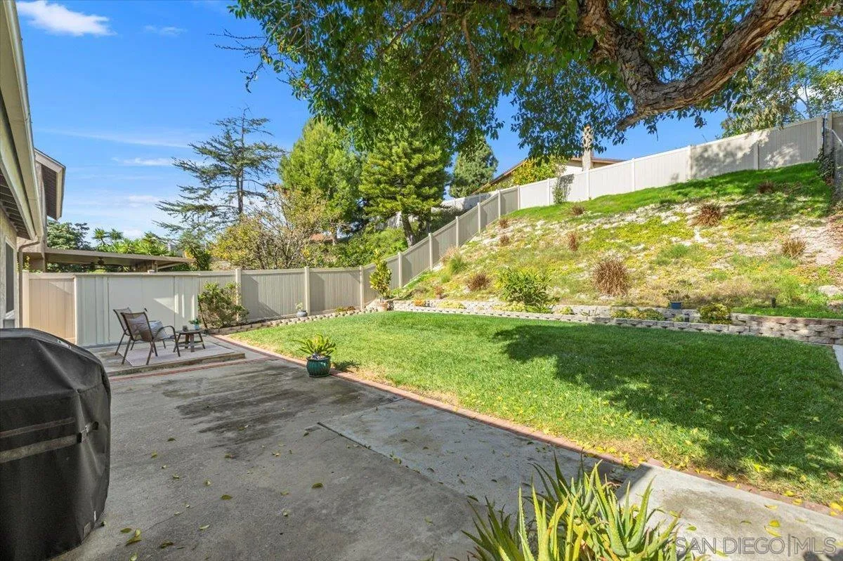 https://cdn.realtyfeed.com/cdn/127/260001993/f43603c3b3b4fb60f067314446073dba.webp