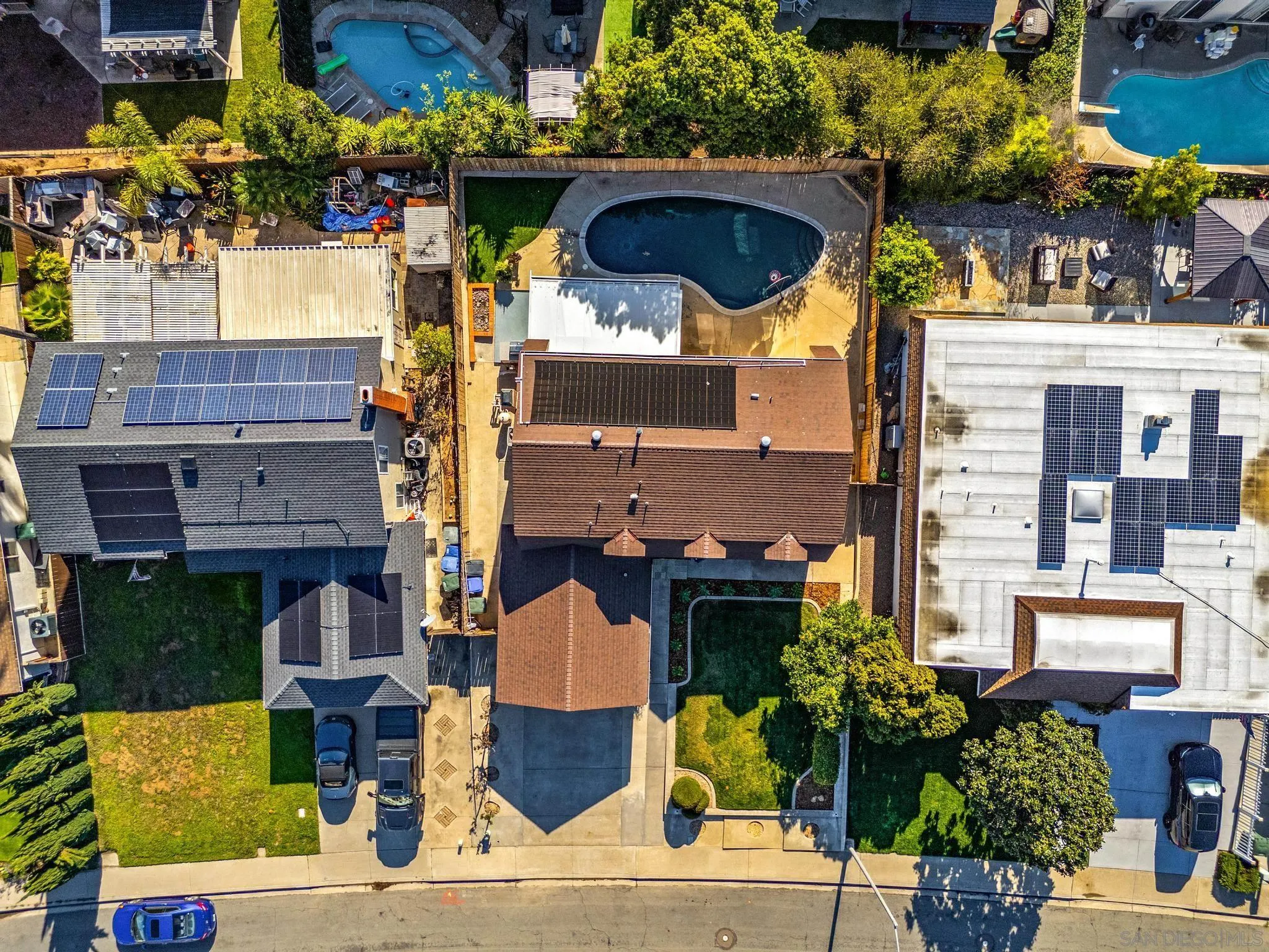 https://cdn.realtyfeed.com/cdn/127/260002002/d6e2de2cf3afc5a61f3046e405e21aad.webp