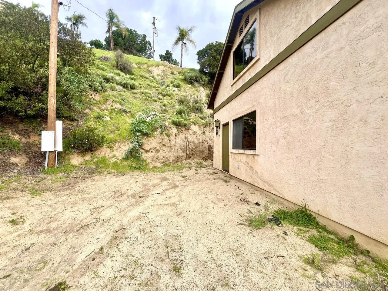 https://cdn.realtyfeed.com/cdn/127/260002005/1e2c1b990b42a0185136e29cb63f83c1.webp