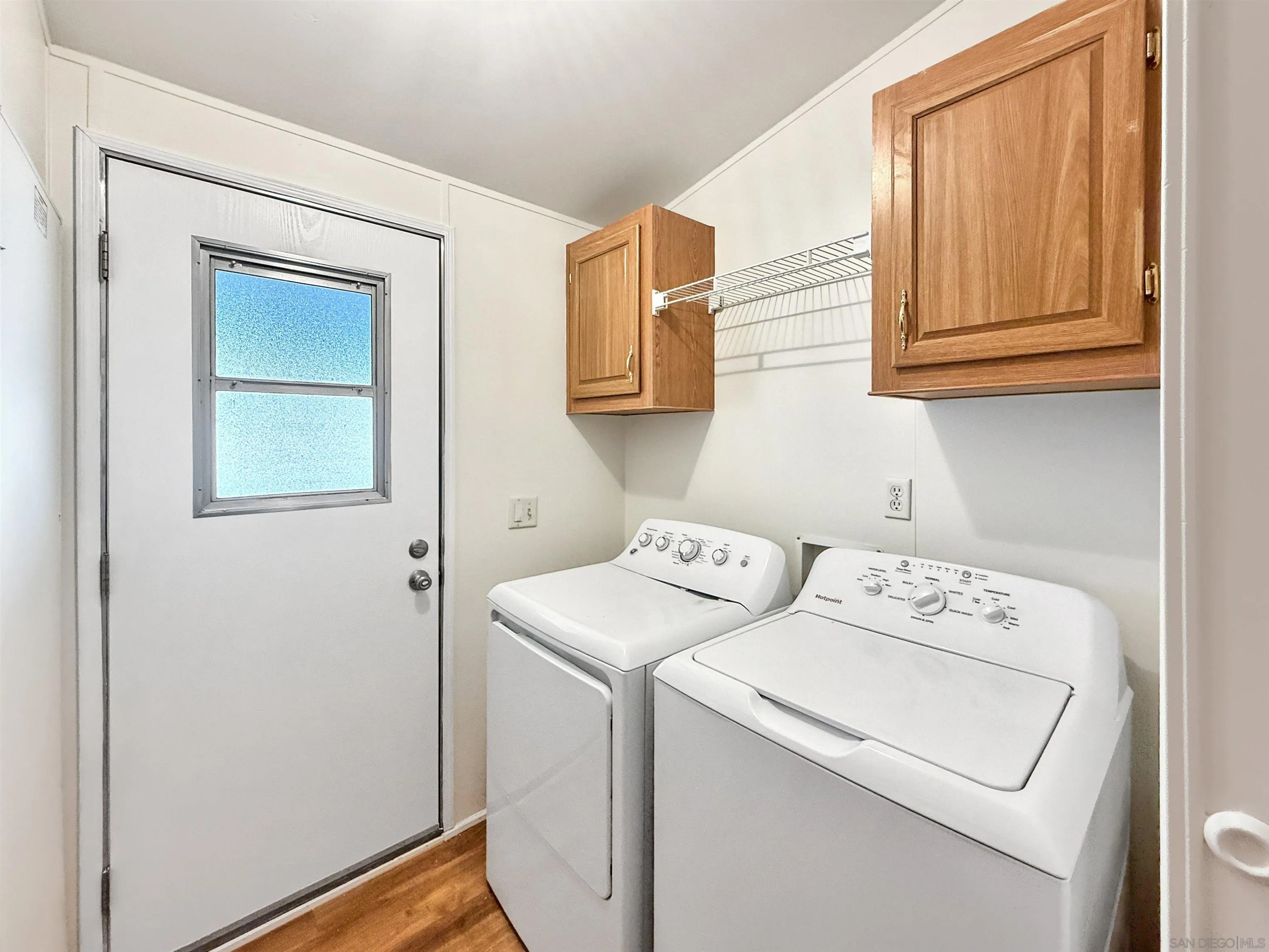 https://cdn.realtyfeed.com/cdn/127/260002010/aac35328b9ad9985512ab9bd7443ee51.webp