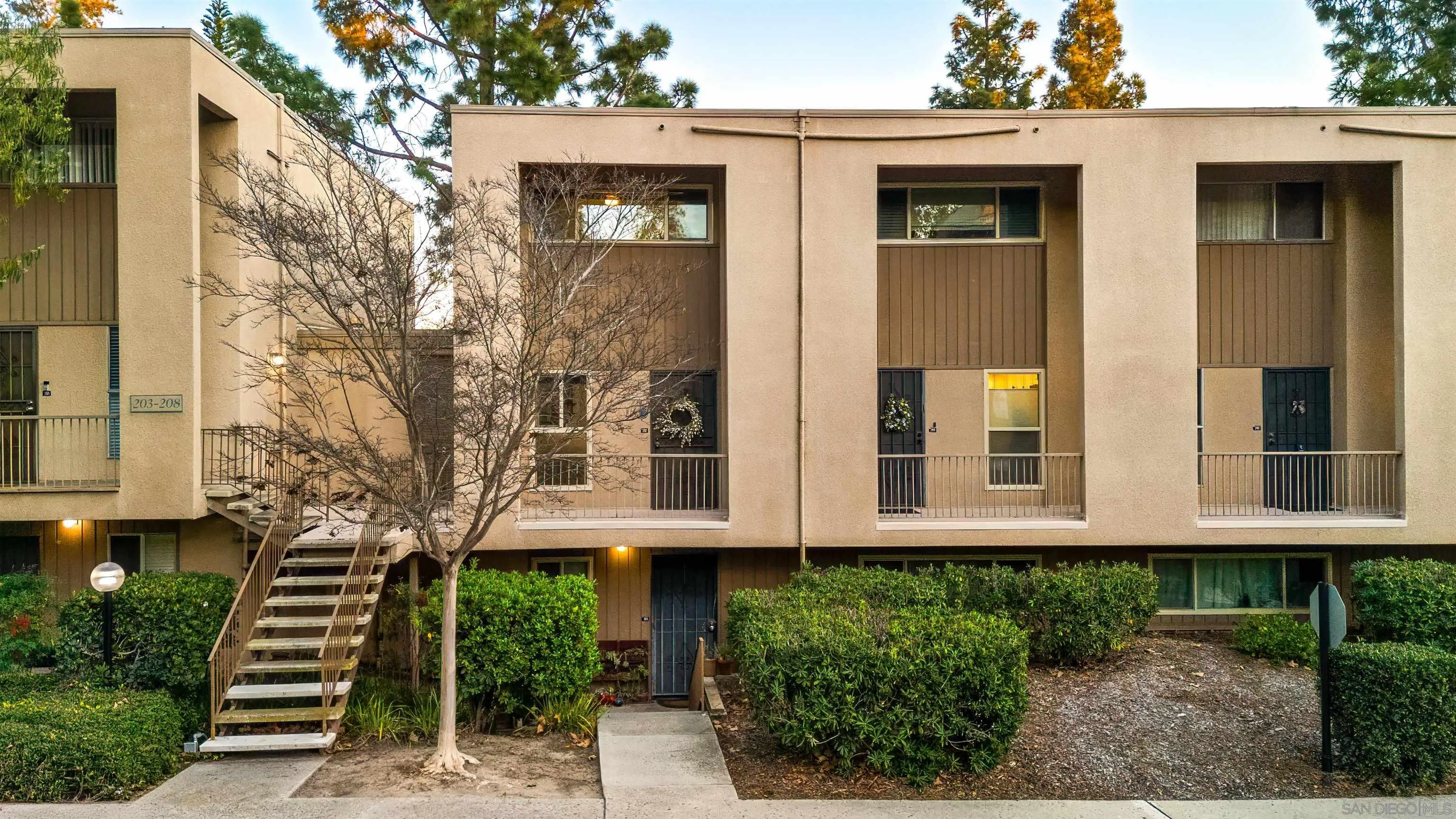 https://cdn.realtyfeed.com/cdn/127/260002017/a17649122b8c263319add88b8eb1dadc.webp