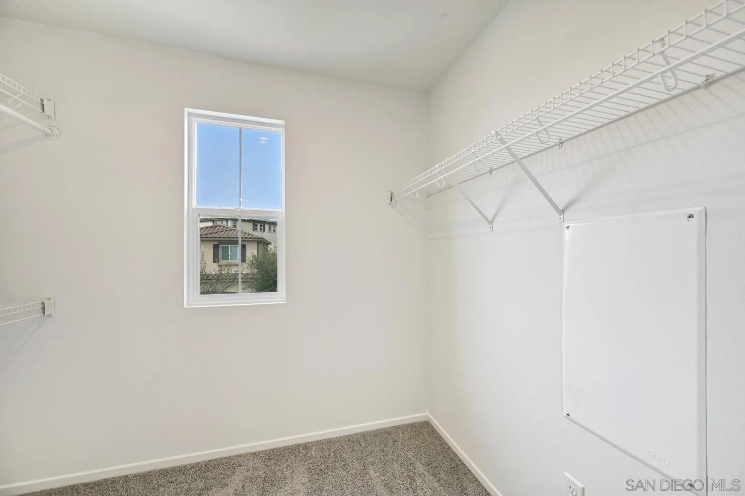 https://cdn.realtyfeed.com/cdn/127/260002023/7f6b8103547b76b9560c9403f99860ed.webp