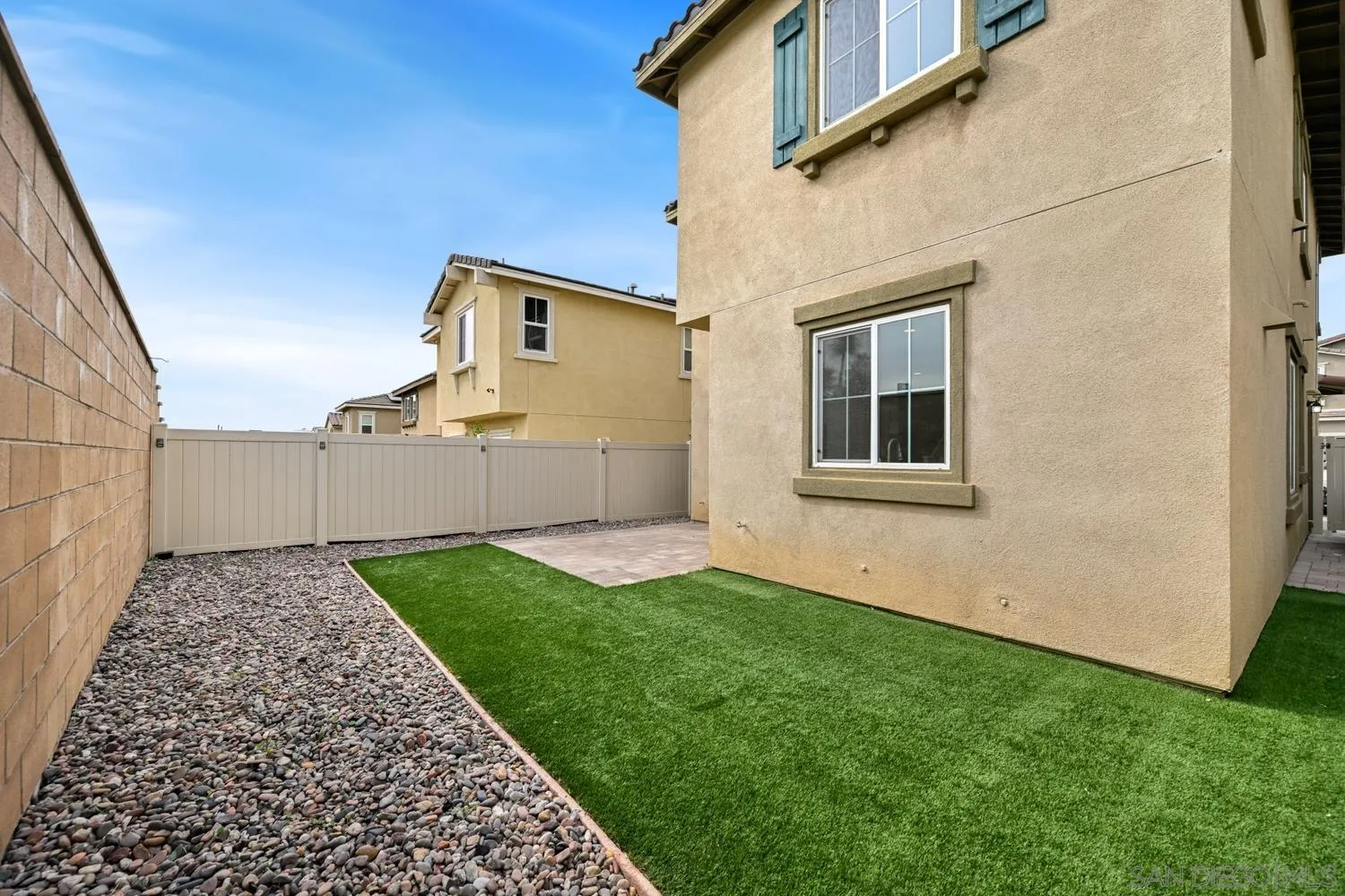 https://cdn.realtyfeed.com/cdn/127/260002023/8bd992c501196c923e205f0199bdb493.webp