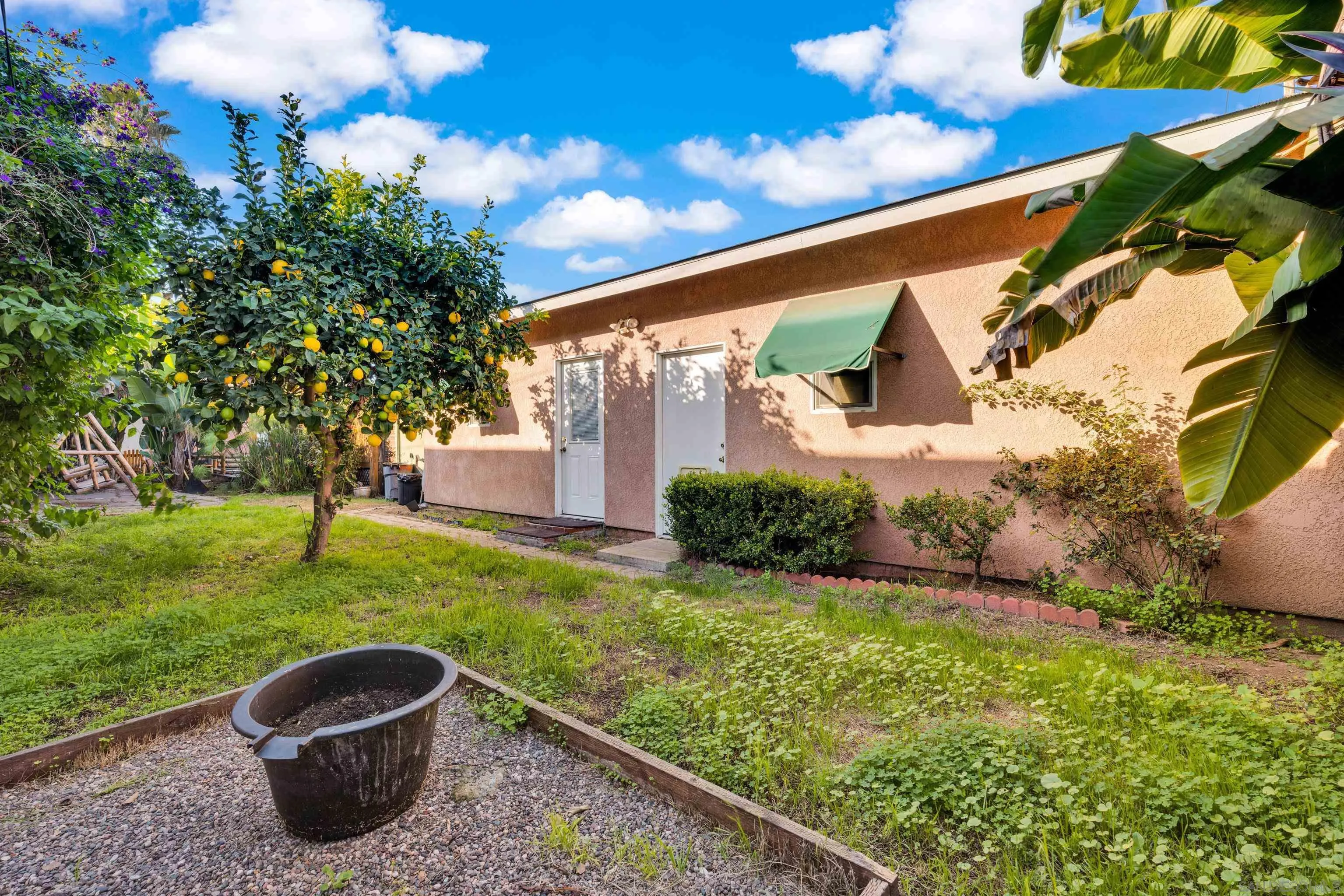 https://cdn.realtyfeed.com/cdn/127/260002025/bdc1ef662c5bd999e70db1b94817293f.webp