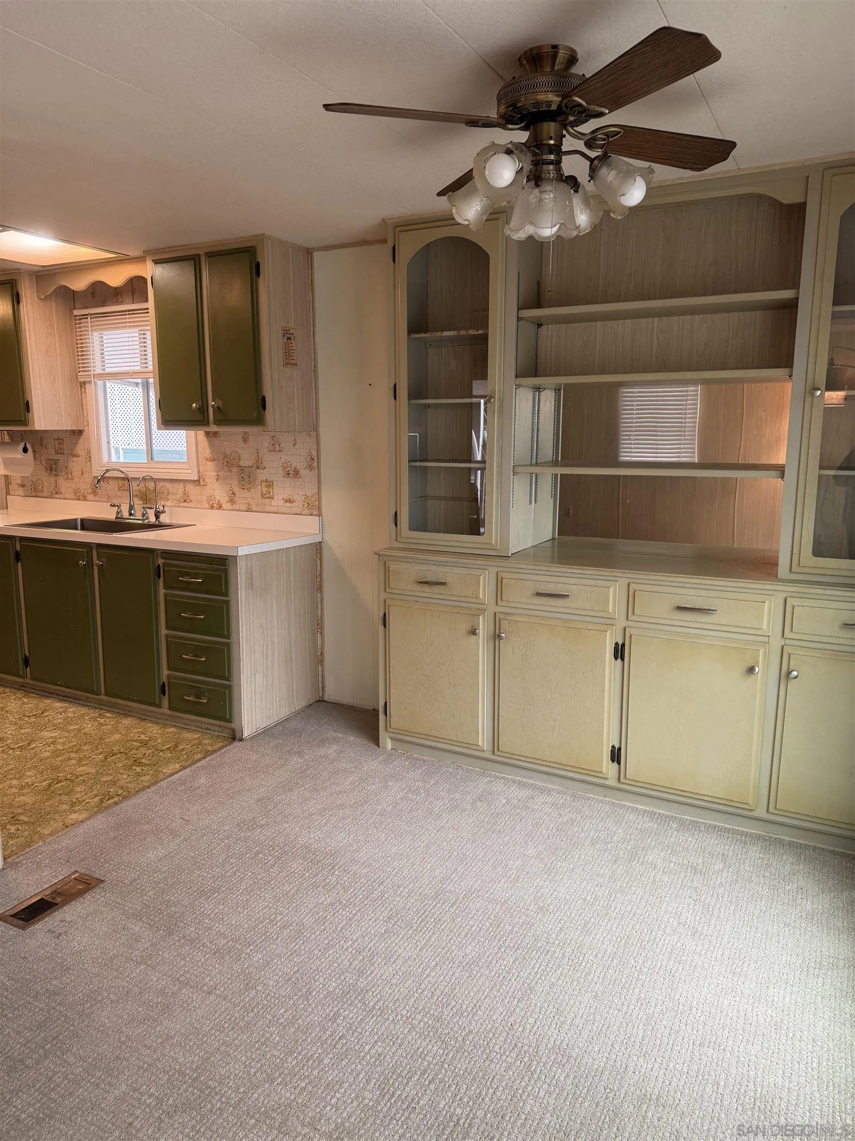2300 Valley PKWY UNIT 109, Escondido, CA, 92027