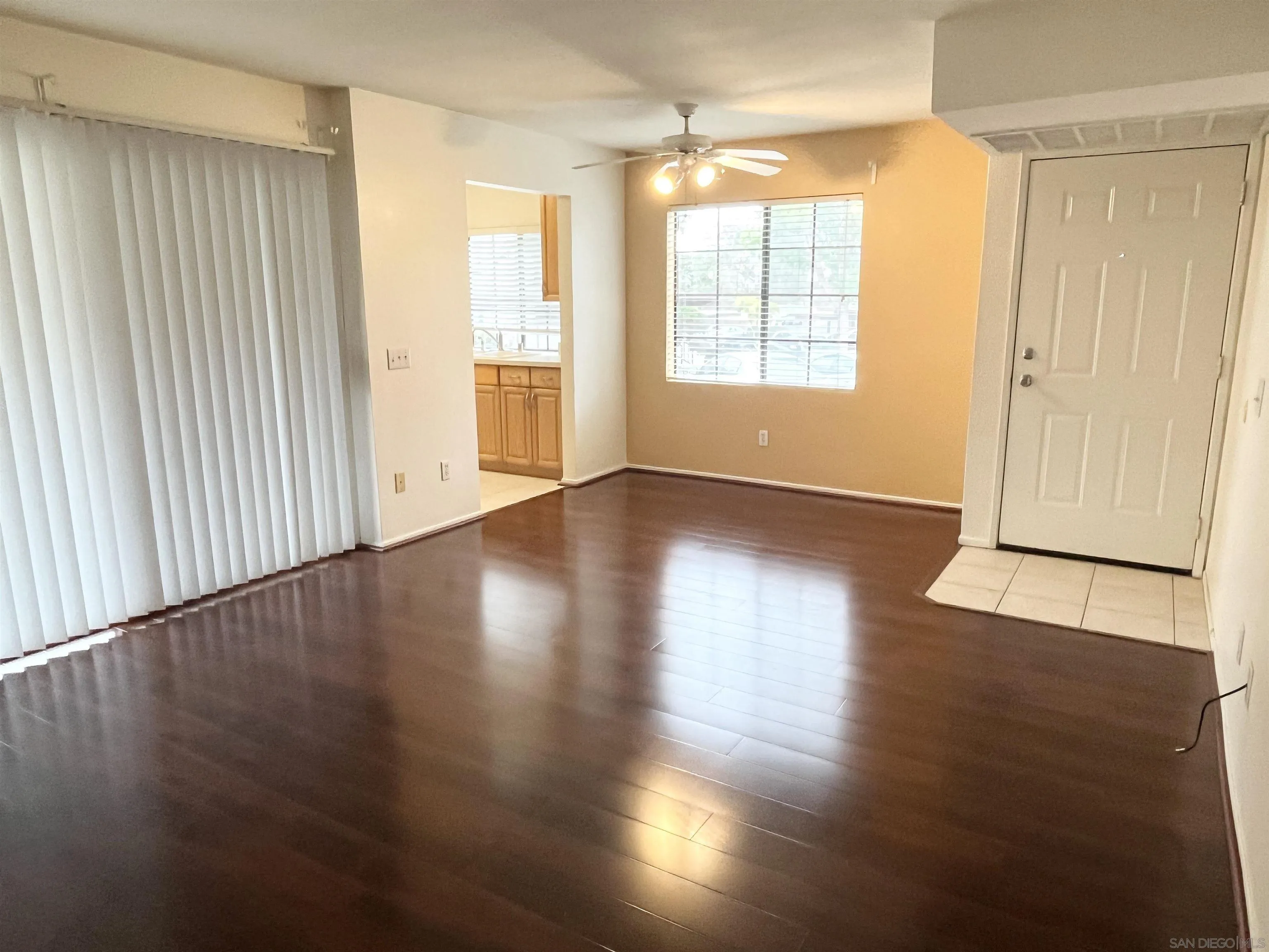 https://cdn.realtyfeed.com/cdn/127/260002030/a52499ad8820d6cb3e948df7ce5a120c.webp