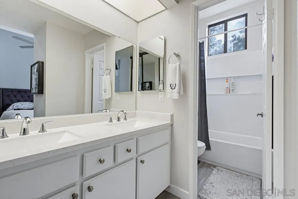https://cdn.realtyfeed.com/cdn/127/260002032/3b75fc25ad214edb5899c4681887ddae.webp