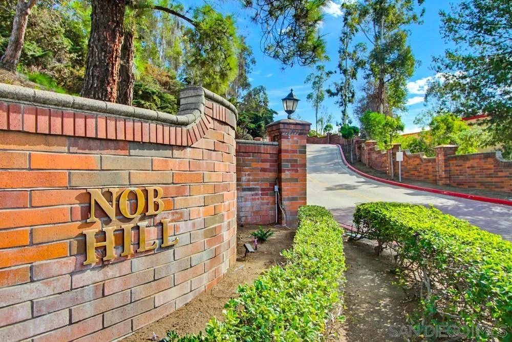 https://cdn.realtyfeed.com/cdn/127/260002032/65289613072e490f209c7b0412968615.webp