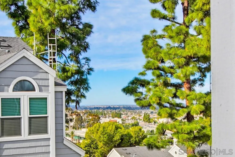 https://cdn.realtyfeed.com/cdn/127/260002032/9d289a138d2706c4aeaf074105fed395.webp