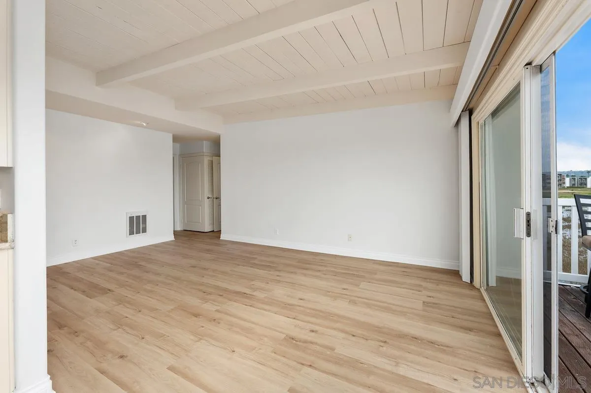 Photo #12: 260002033 Listing: Photo #12