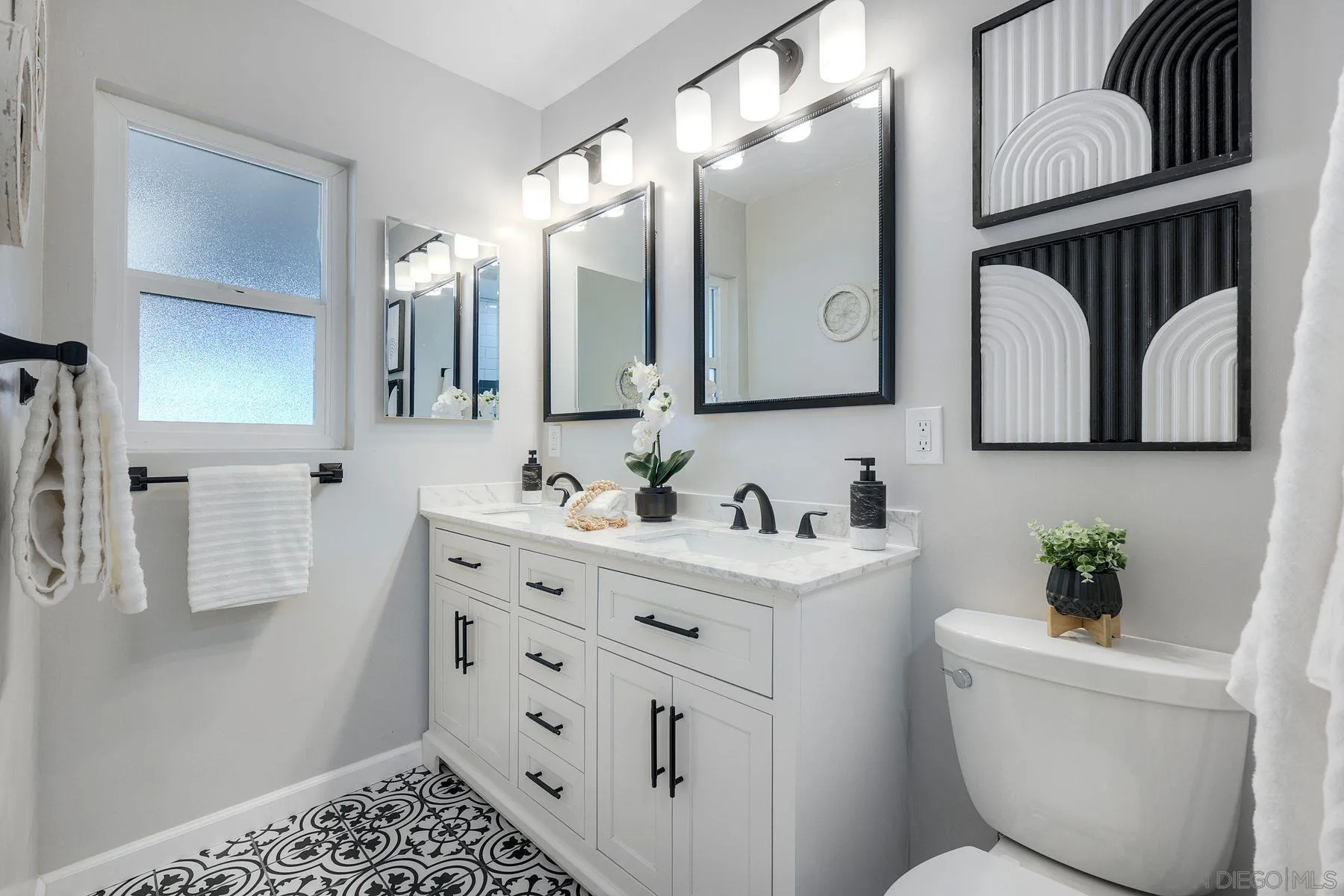 https://cdn.realtyfeed.com/cdn/127/260002035/5a9b1ab45e93f9e06b85440078e39819.webp