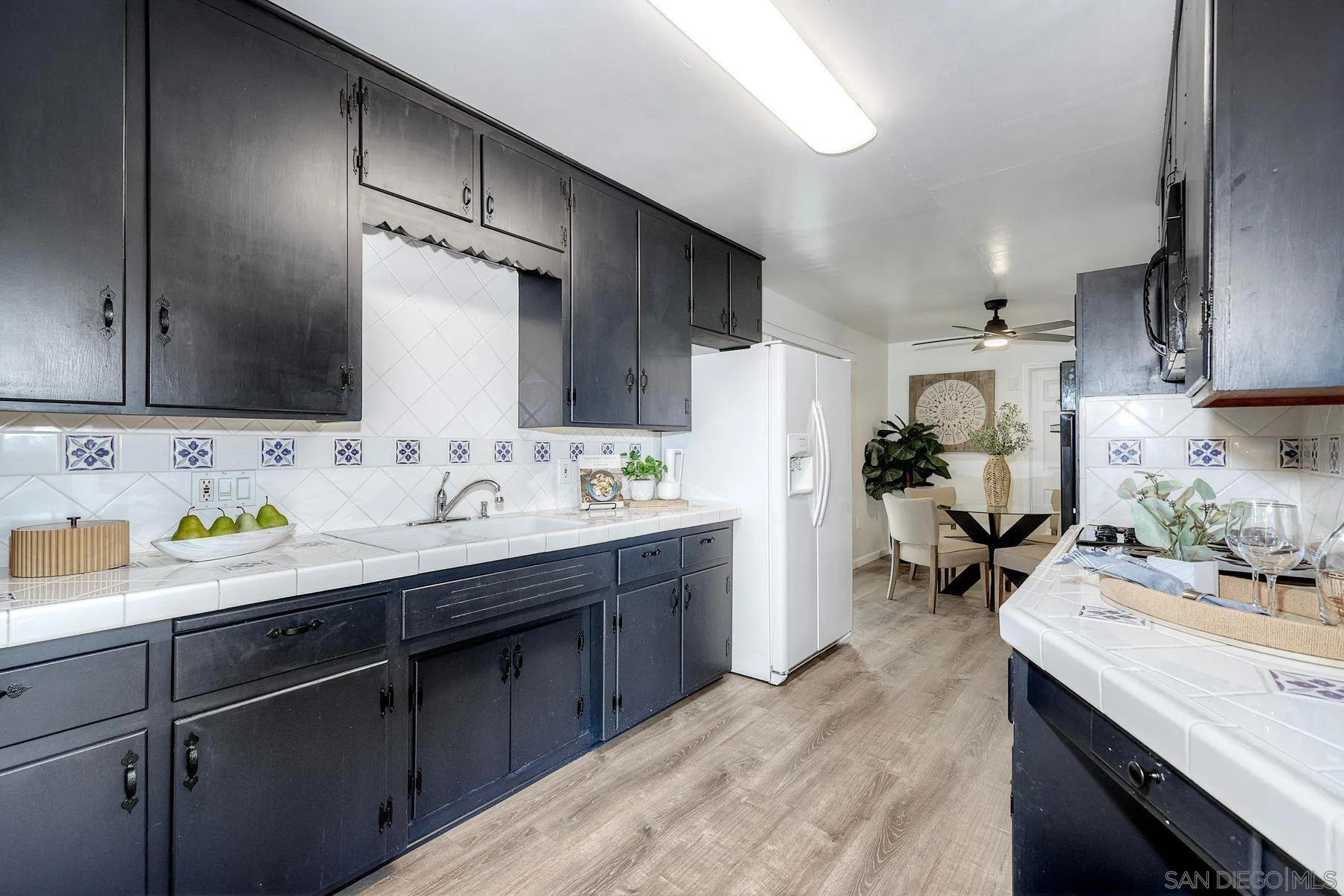 https://cdn.realtyfeed.com/cdn/127/260002035/e90c06451c682d361656471ce91a73d6.webp
