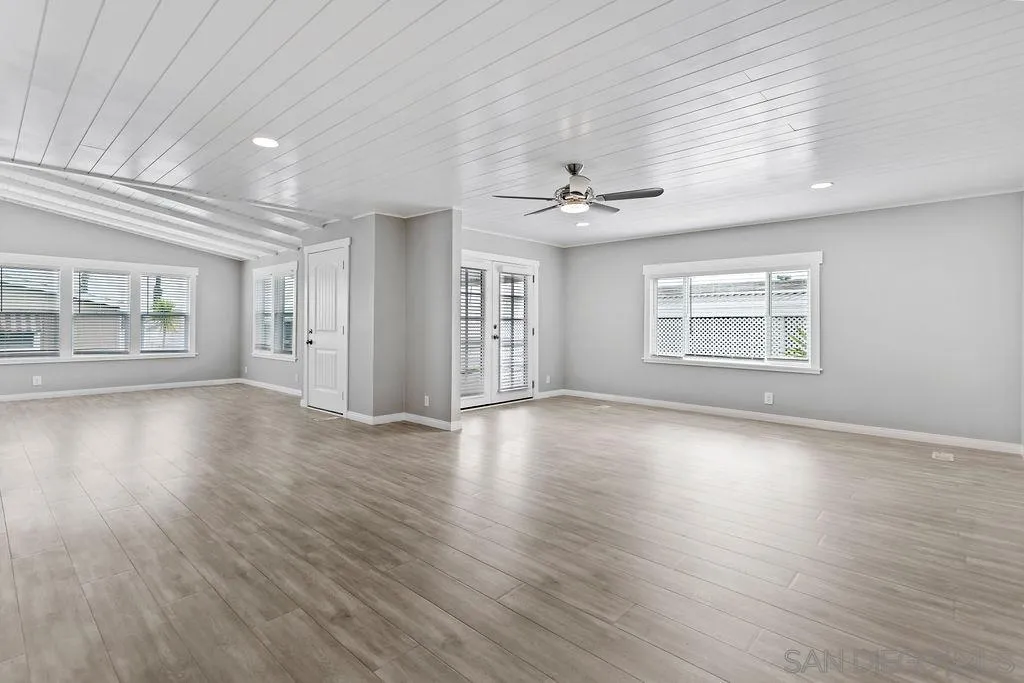 https://cdn.realtyfeed.com/cdn/127/260002036/2a9d0139c76425707e93a5b1bf22a41f.webp