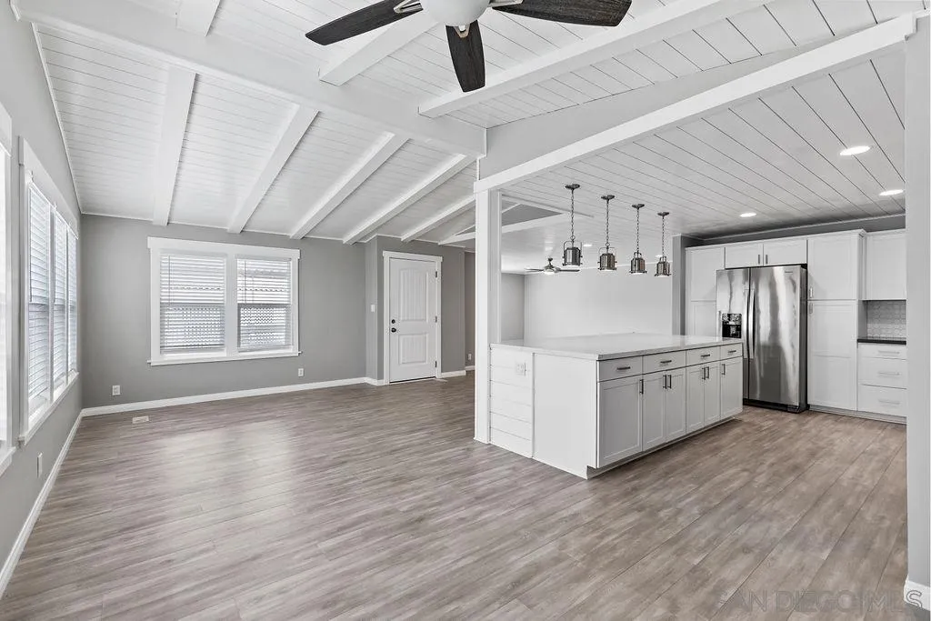 https://cdn.realtyfeed.com/cdn/127/260002036/d41845b606b53fb9aed6a6541c6432de.webp