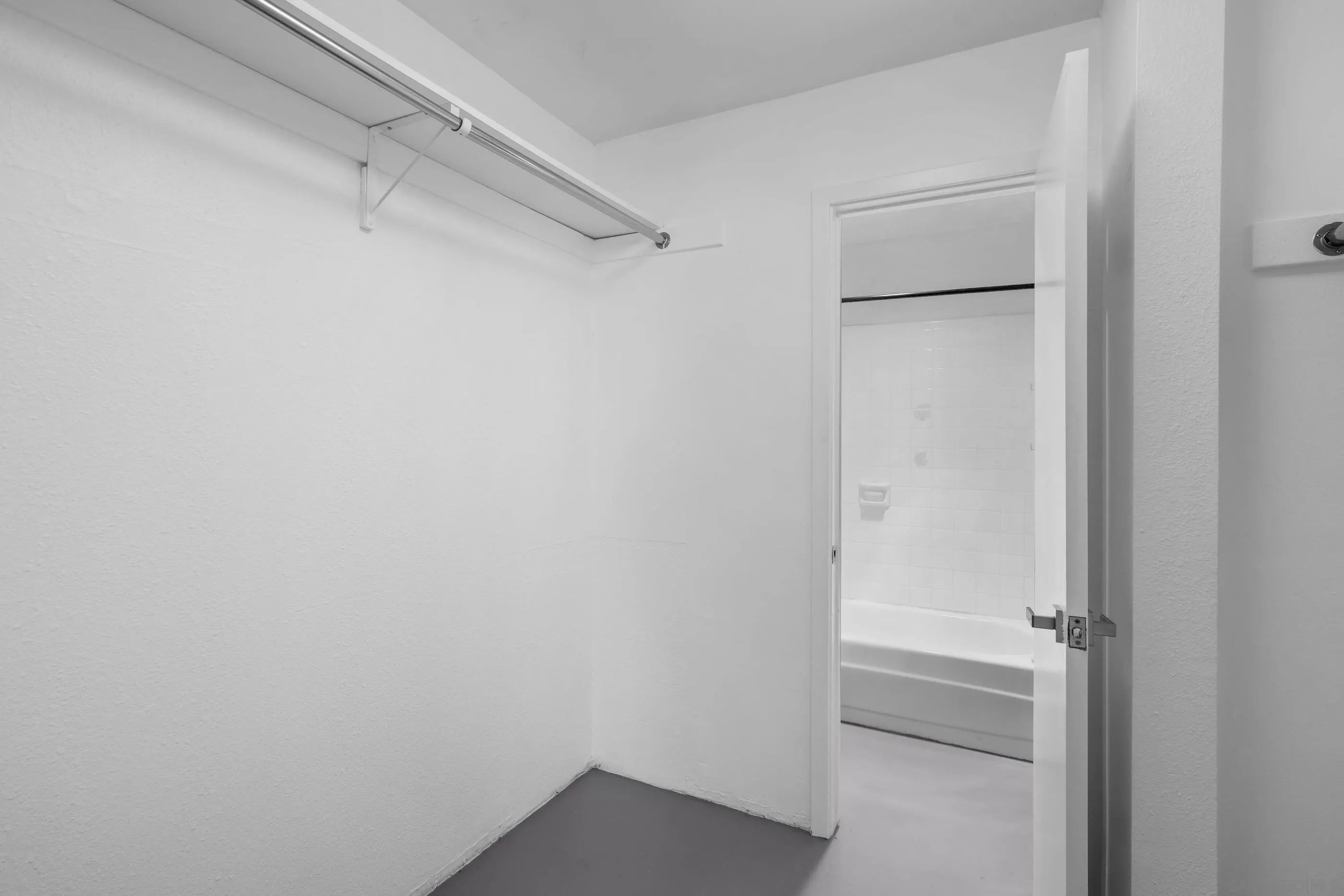 https://cdn.realtyfeed.com/cdn/127/260002038/6a832754469311504d223ad3251bcda5.webp