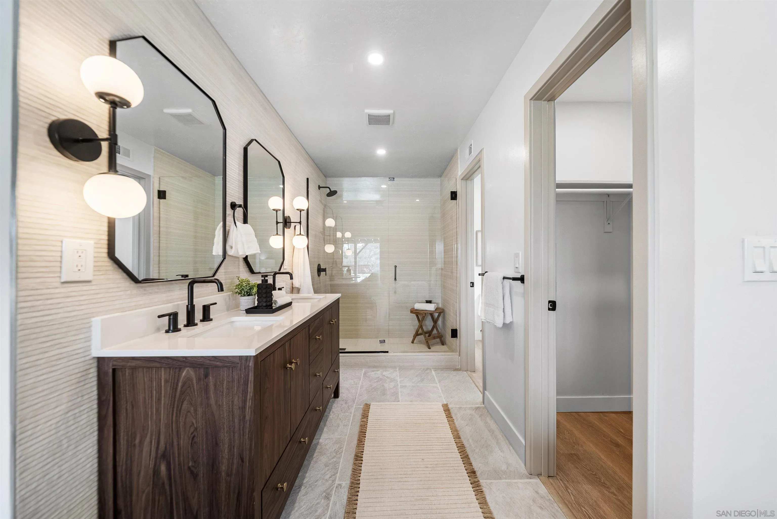 https://cdn.realtyfeed.com/cdn/127/260002046/8728a8a1d506c81ad048627f122b0514.webp