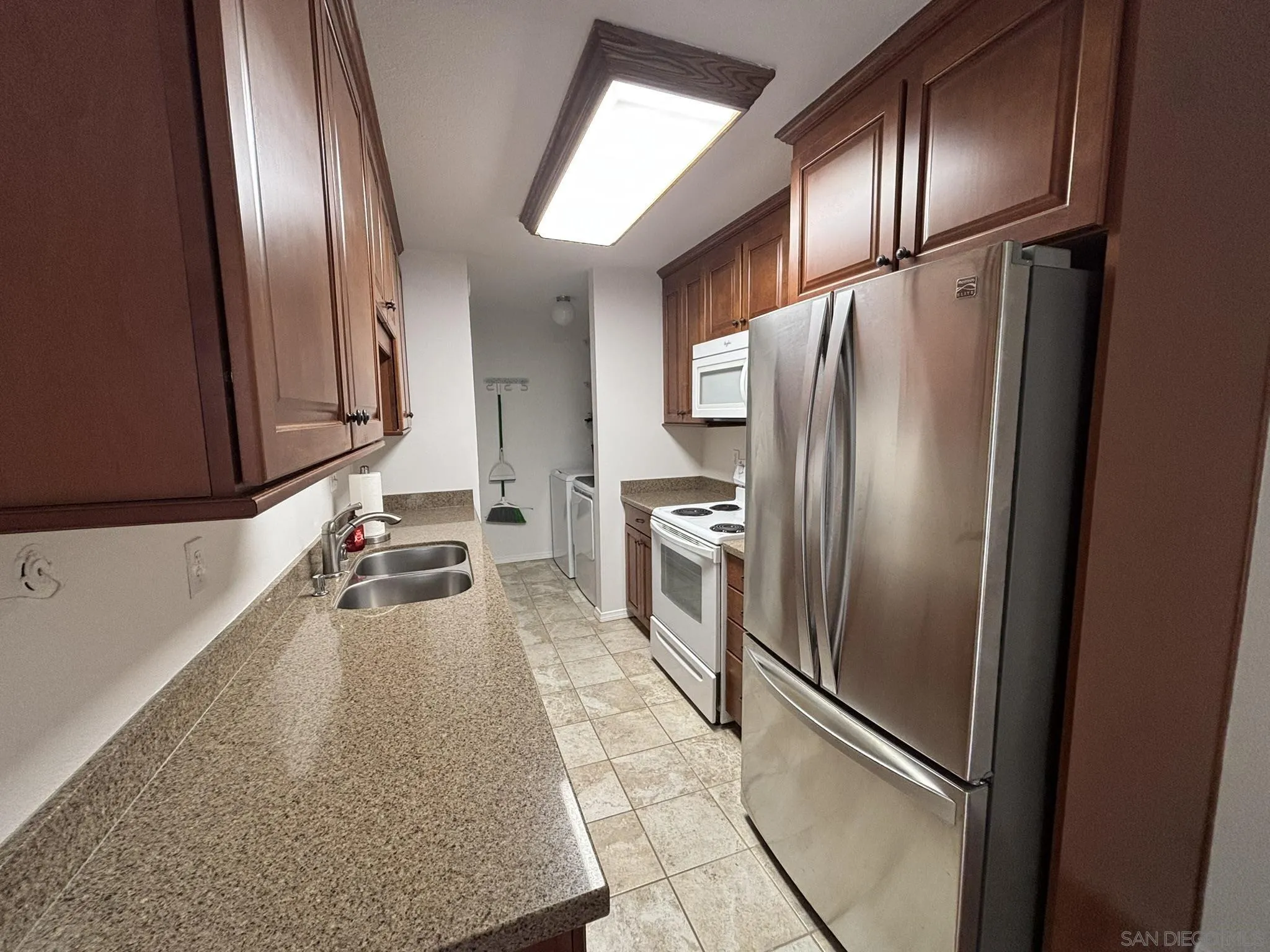Photo #11: 260002047 Listing: Photo #11