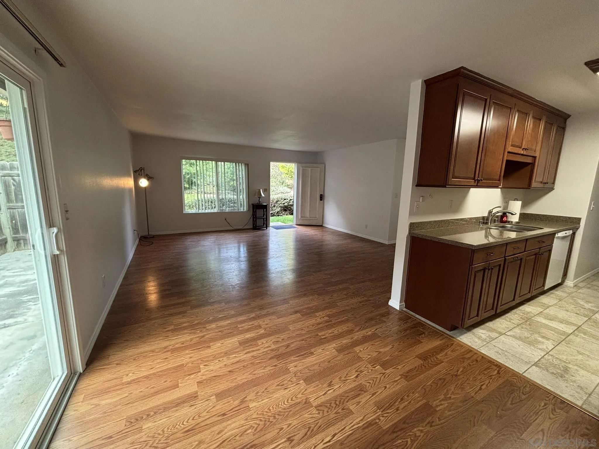 Photo #7: 260002047 Listing: Photo #7