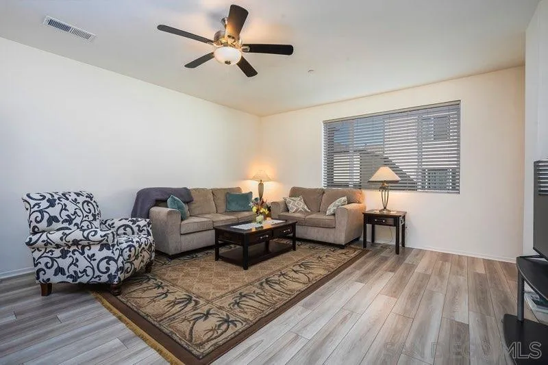 Photo #6: 260002048 Listing: Photo #6