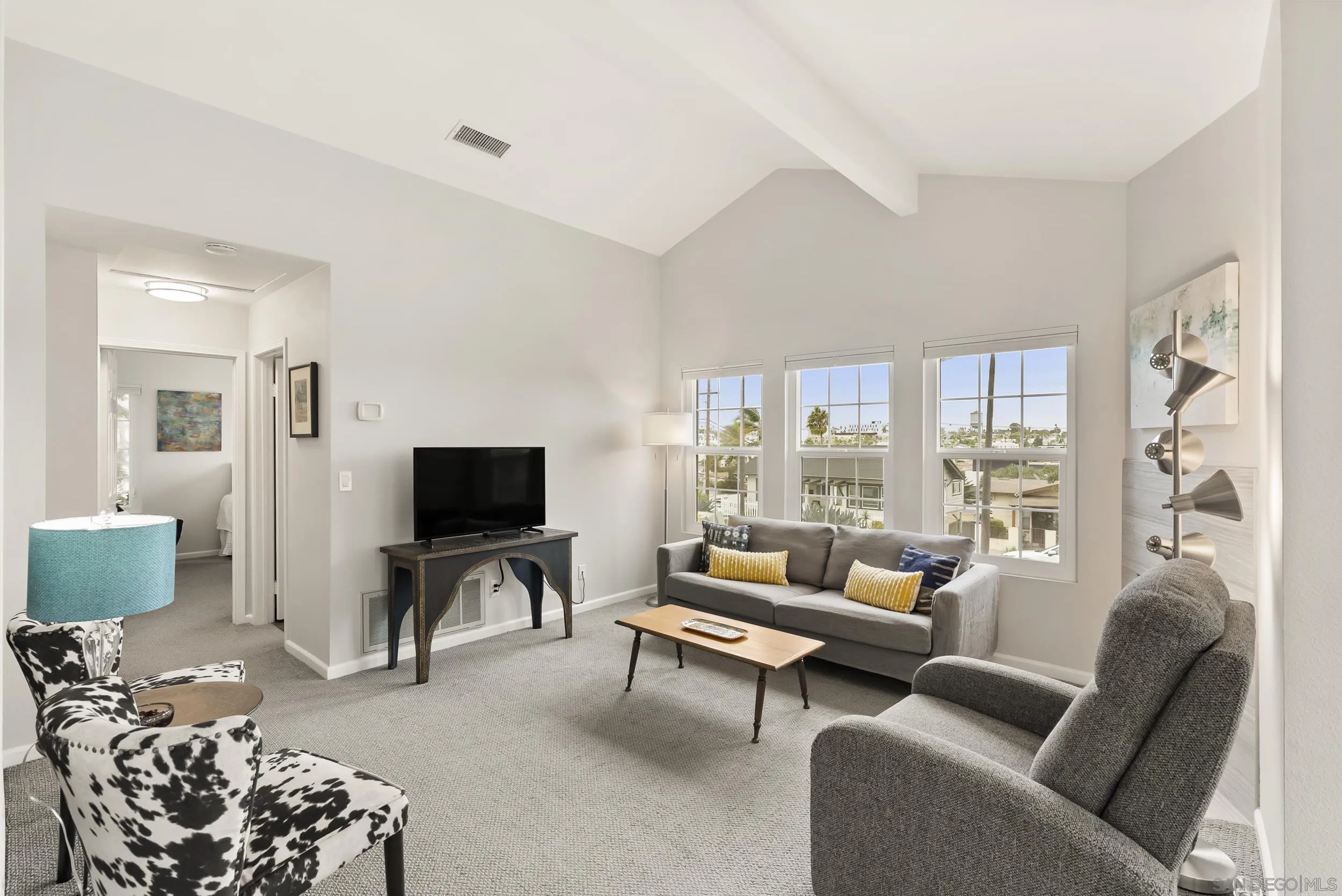 https://cdn.realtyfeed.com/cdn/127/260002050/0f2246c0f5ccdebc68b5b8f9a3ac6b5c.webp