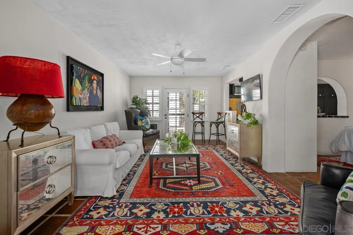 https://cdn.realtyfeed.com/cdn/127/260002051/030e76cc6fbf053cd175749f9a20a744.webp