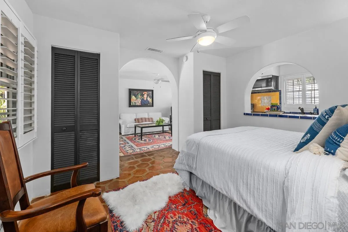 https://cdn.realtyfeed.com/cdn/127/260002051/1bc87a34796607ace324ef97634ba26f.webp