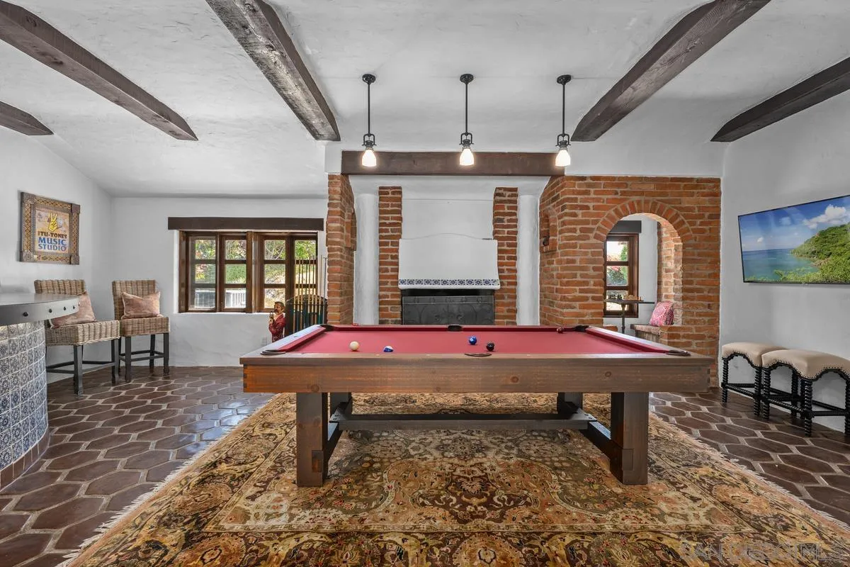 https://cdn.realtyfeed.com/cdn/127/260002051/27a364d087623c61b690c5ffcf4d8d5f.webp
