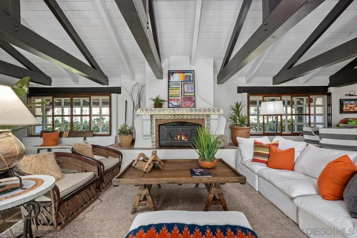 https://cdn.realtyfeed.com/cdn/127/260002051/3123d25ec1e3ef75aa5d7430b5833481.webp
