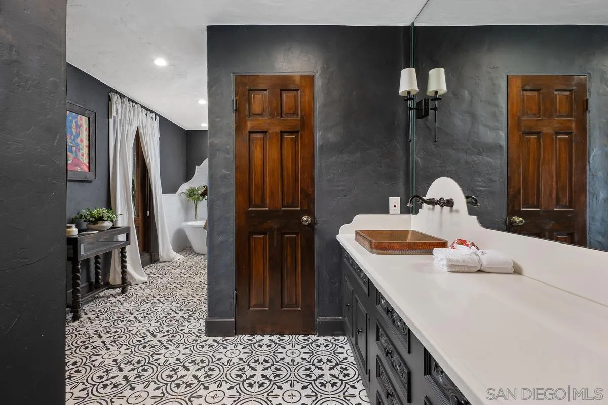 https://cdn.realtyfeed.com/cdn/127/260002051/6cf88934a2c7d6be5b5db489e43c17a2.webp
