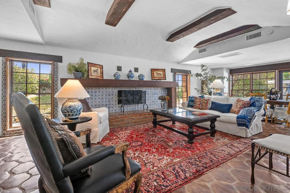 https://cdn.realtyfeed.com/cdn/127/260002051/ca44695dae4a5fc2123fb186ce6f04ca.webp