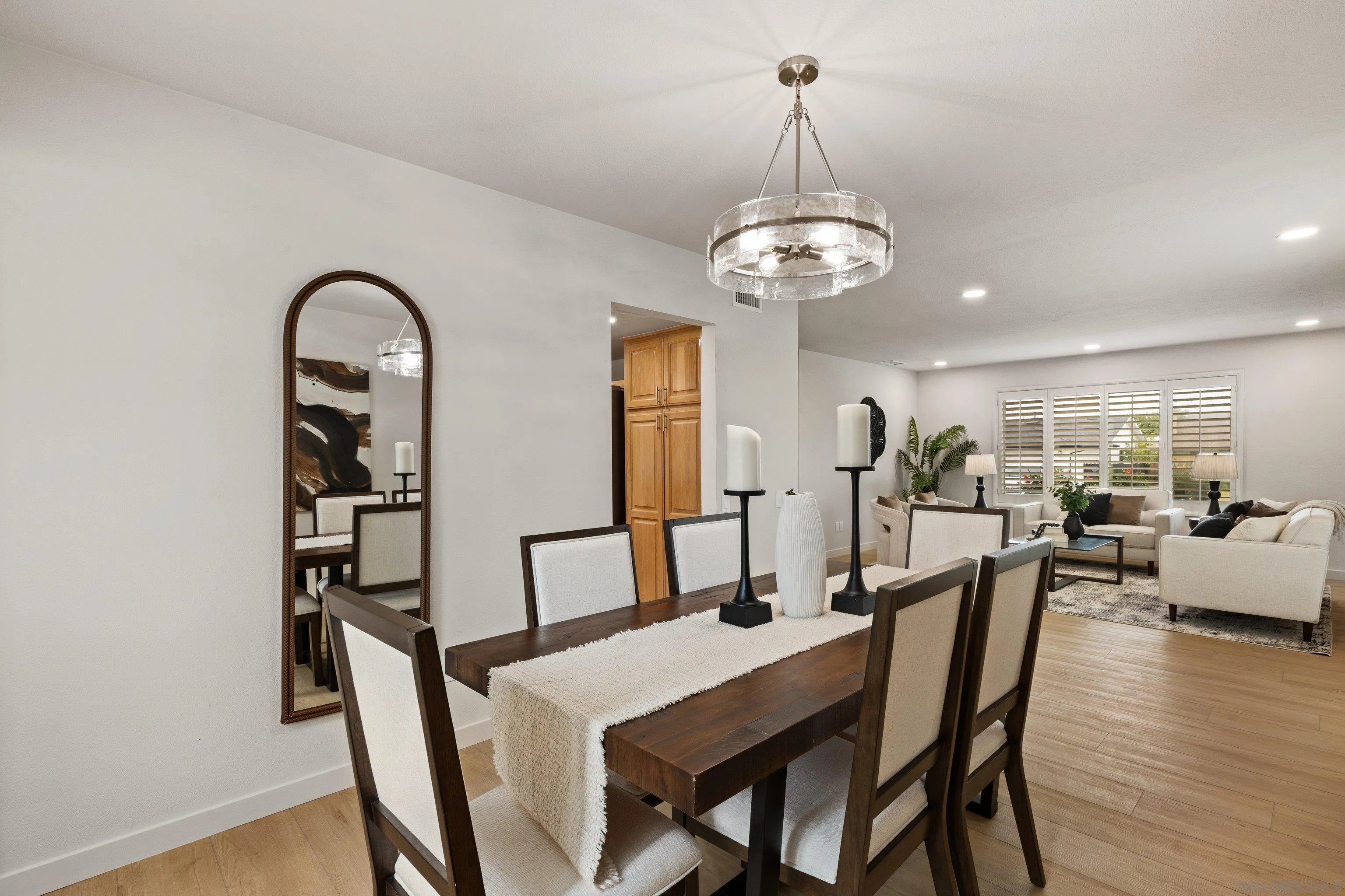 https://cdn.realtyfeed.com/cdn/127/260002059/bf9cf957c6b4d88947b1a3517278c88c.webp
