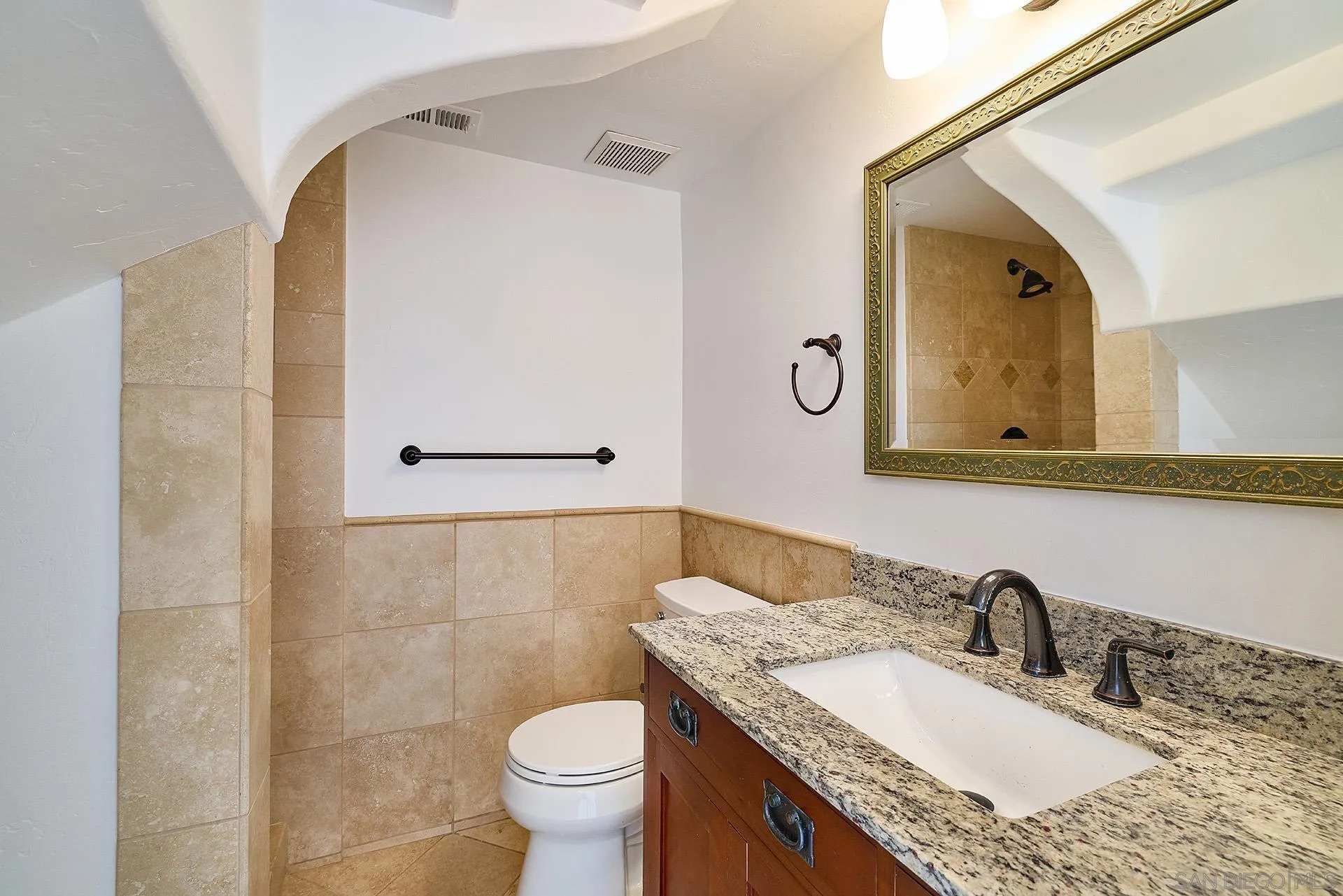 https://cdn.realtyfeed.com/cdn/127/260002062/29938d1d022bcd06c8922686de61484f.webp