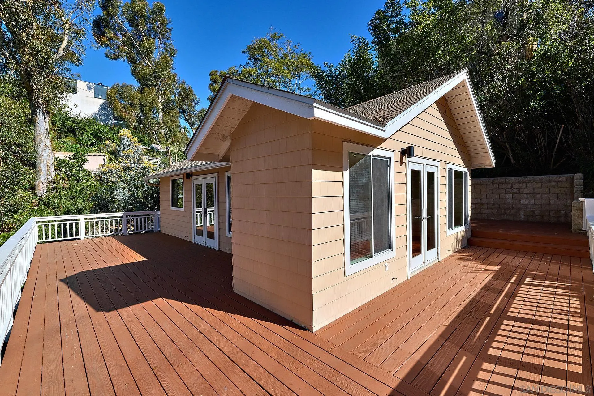 https://cdn.realtyfeed.com/cdn/127/260002062/4c9a0b0001e5a719c0a5b05f23457841.webp